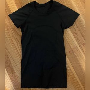 Lululemon swiftly tech short sleeve
